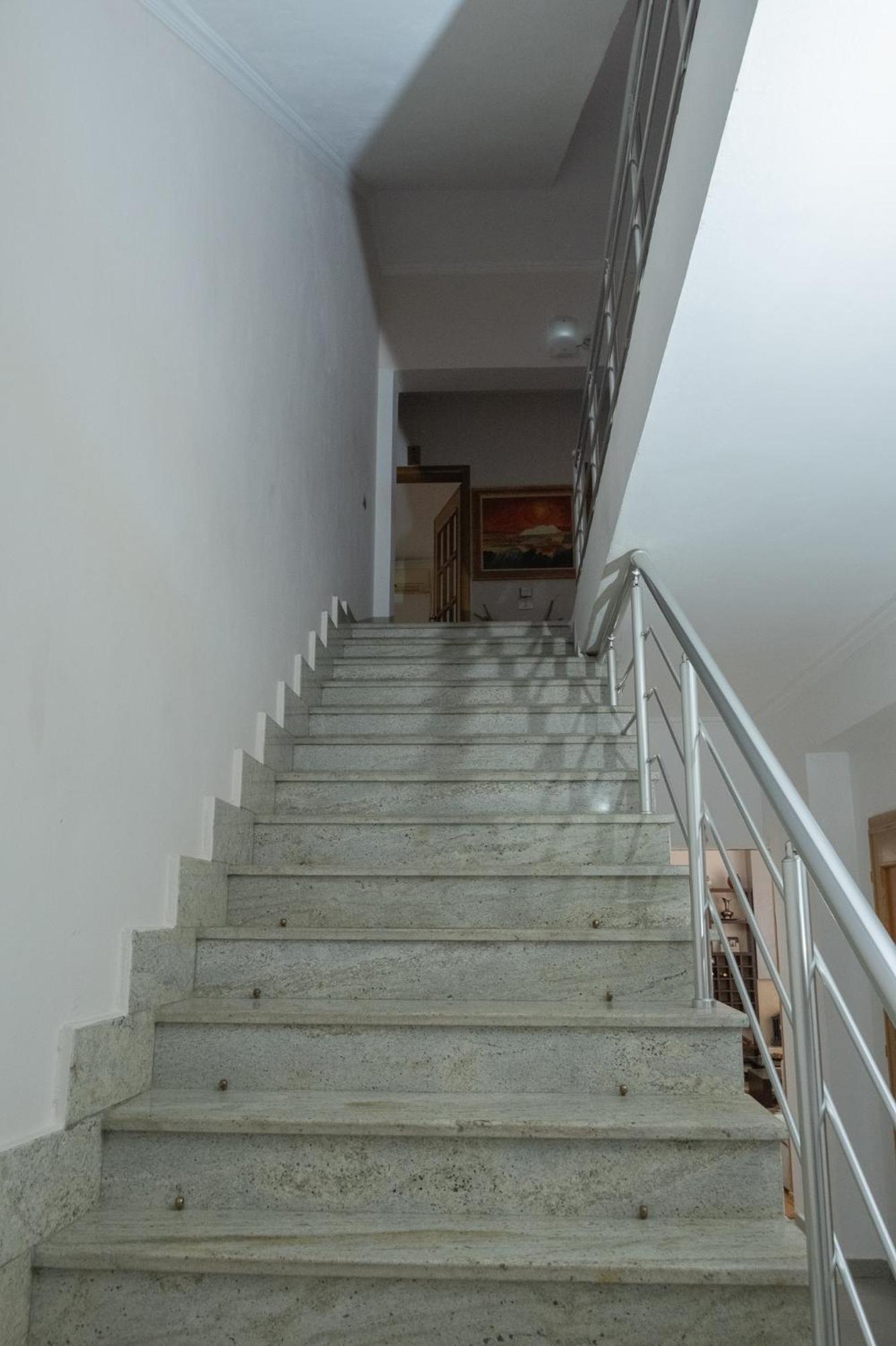 Albjona Guesthouse Τίρανα Εξωτερικό φωτογραφία
